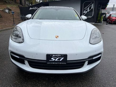 Used 2018 Porsche Panamera 4S image 9