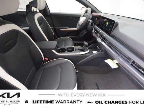 New 2025 Kia K4 GT-Line Turbo image 16