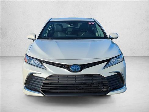 Used 2023 Toyota Camry XLE image 2