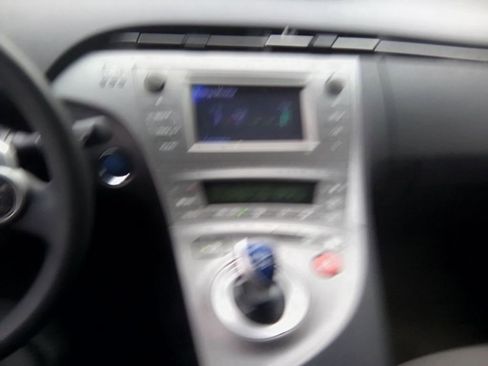 Used 2014 Toyota Prius One image 11