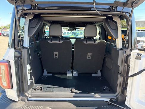 New 2026 Ford Bronco Badlands image 14