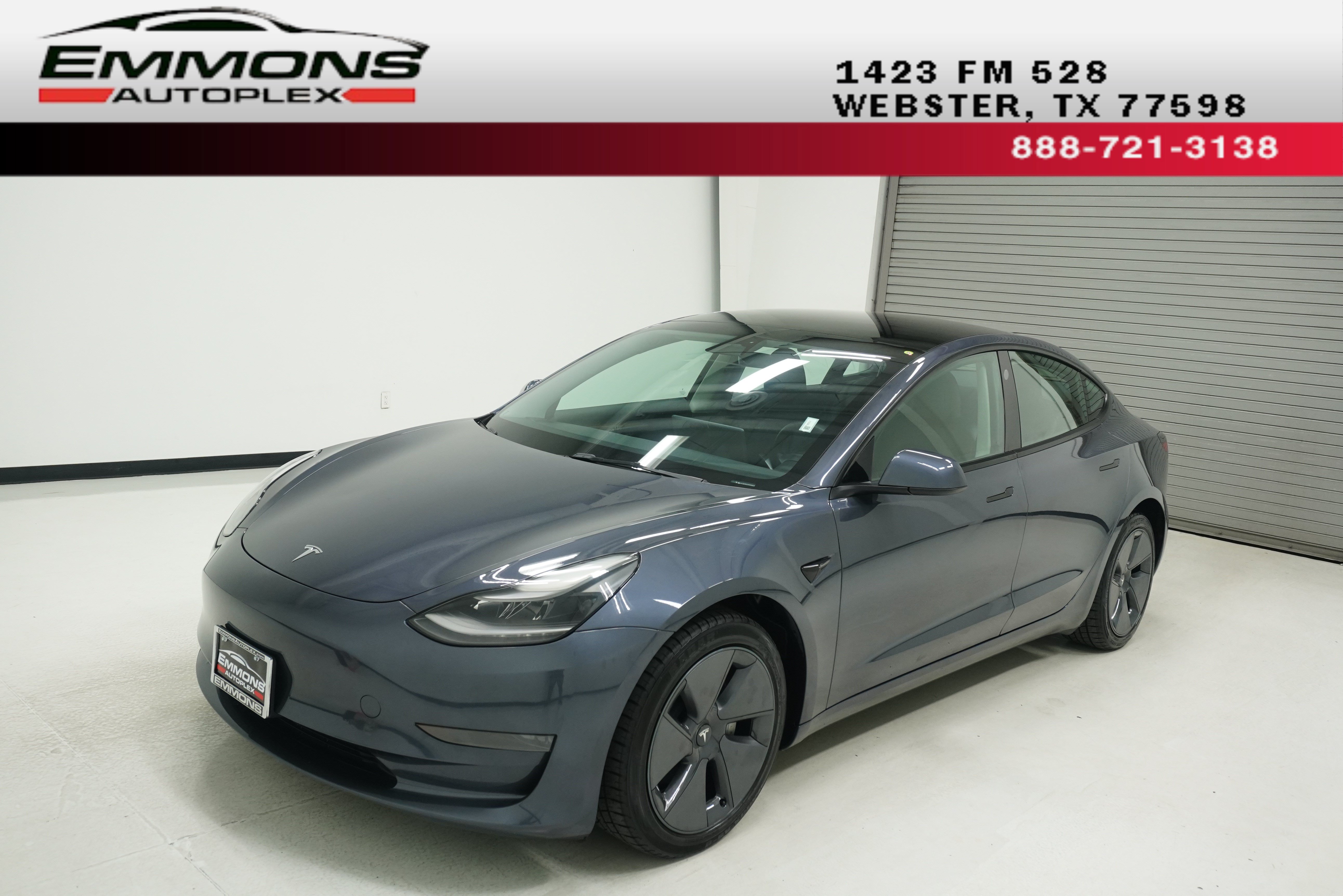 Used 2023 Tesla Model 3 Standard Range RWD image 1