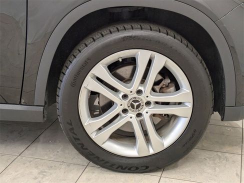 Used 2018 Mercedes-Benz GLA 250 4MATIC image 12