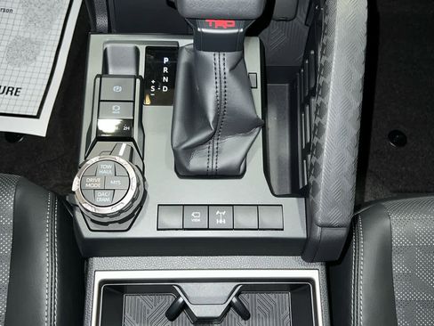 New 2025 Toyota 4Runner TRD Off-Road Premium image 27