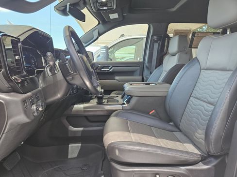 Certified 2022 Chevrolet Silverado 1500 ZR2 AWD/4WD image 9