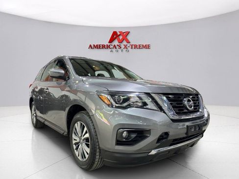 Used 2019 Nissan Pathfinder SV image 7