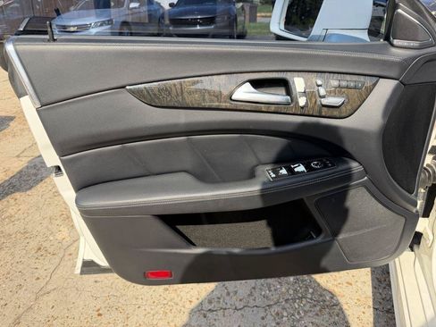 Used 2015 Mercedes-Benz CLS 400 image 12