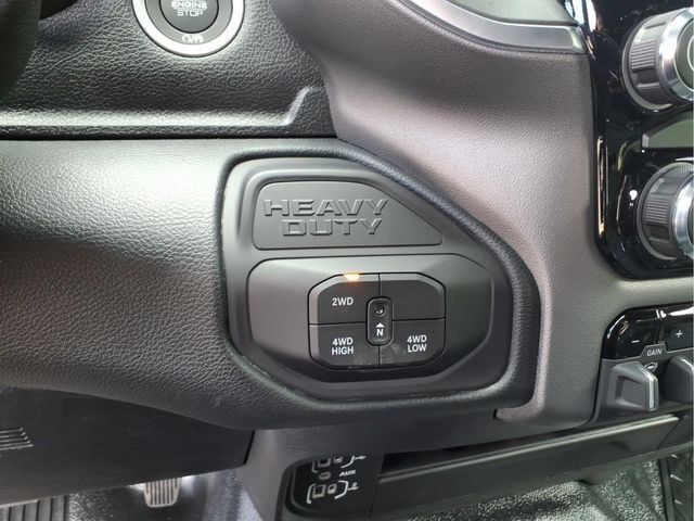 New 2026 RAM 4500 4x4 Crew Cab DRW image 16