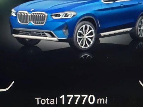 Certified 2024 BMW X3 xDrive30i w/ Convenience Package image 21