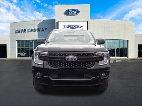 Used 2025 Ford Ranger XL image 3