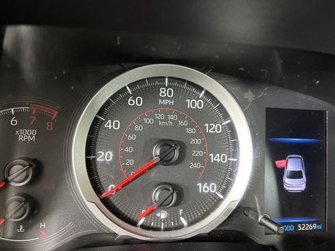 Used 2021 Toyota Corolla SE FWD image 13