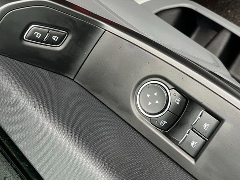 Used 2025 Ford F150 XL image 49