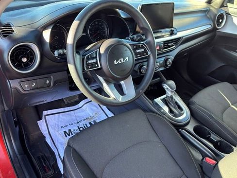 Used 2023 Kia Forte LXS w/ LXS Technology Package image 10