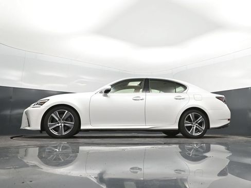 Used 2017 Lexus GS 350 w/ Preferred Accessory Package RWD image 39