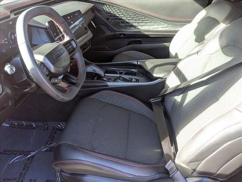 Used 2025 Dodge Charger R/T w/ Sun & Sound Package image 10