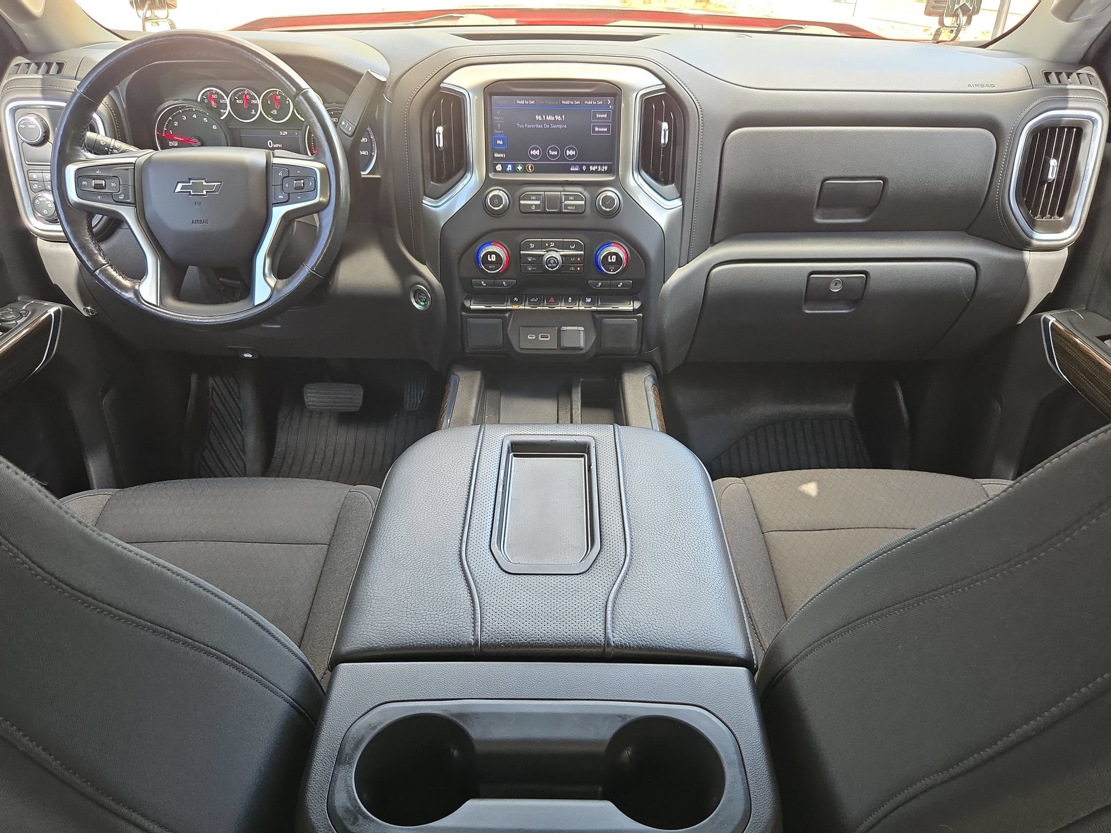 Used 2021 Chevrolet Silverado 1500 RST w/ Bed Protection Package RWD image 16
