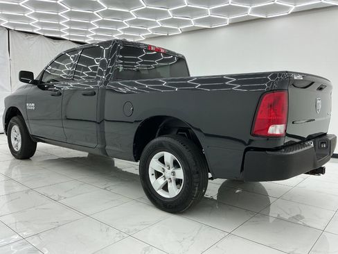 Used 2018 RAM 1500 Express AWD/4WD image 13
