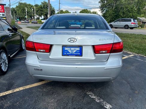 Used 2010 Hyundai Sonata GLS FWD image 5