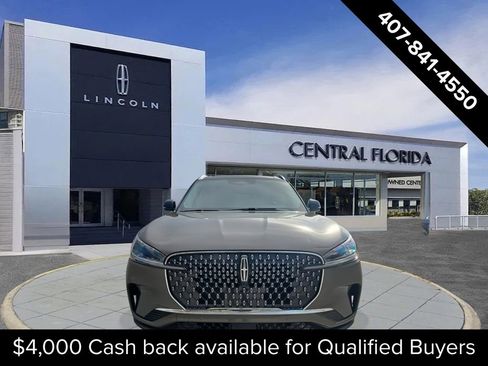 New 2026 Lincoln Aviator AWD image 2