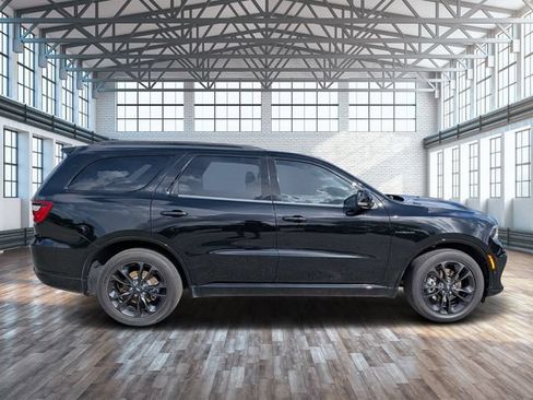 Used 2024 Dodge Durango R/T RWD image 2