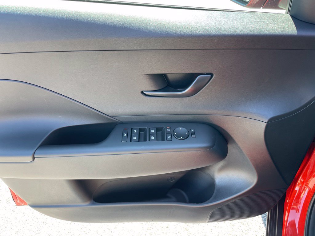 New 2027 Hyundai Kona SEL Sport AWD/4WD image 8