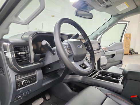 New 2026 Ford F350 Lariat w/ Black Appearance Package image 18