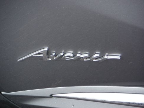 Used 2023 Buick Envision Avenir AWD/4WD image 3
