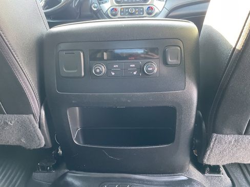 Used 2020 Chevrolet Tahoe Premier image 16