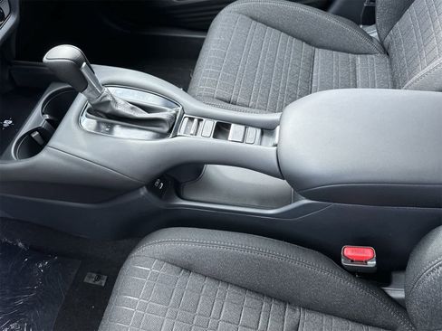 New 2026 Honda HR-V LX image 19