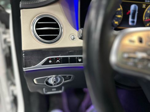 Used 2020 Mercedes-Benz S 560 4MATIC Sedan w/ AMG Line Exterior image 18