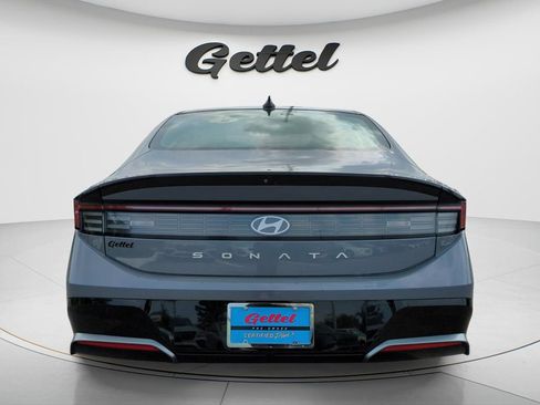 Certified 2024 Hyundai Sonata SEL FWD image 6