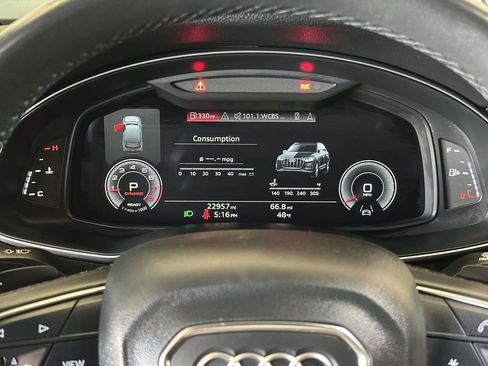 Used 2023 Audi Q7 2.0T Premium w/ Convenience Package AWD/4WD image 22