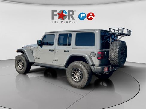 Used 2022 Jeep Wrangler Unlimited Rubicon w/ Xtreme Recon 35" Tire Package image 3