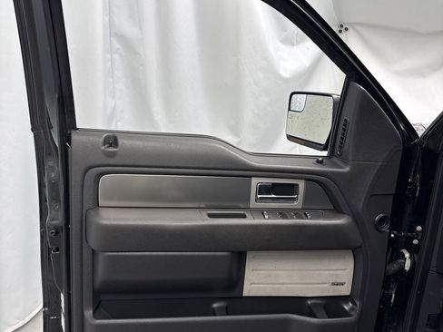 Used 2014 Ford F150 Raptor w/ Equipment Group 801A Luxury image 14