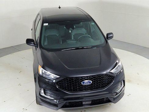 Used 2024 Ford Edge ST-Line image 14