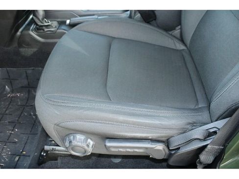 Used 2021 Jeep Wrangler Unlimited Sport image 21