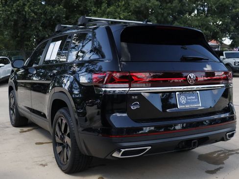 Certified 2026 Volkswagen Atlas SE FWD image 6