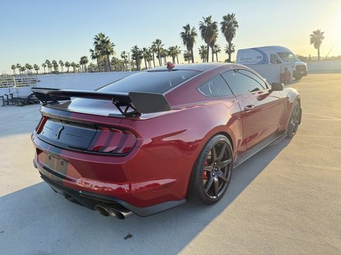 Used 2021 Ford Mustang Shelby GT500 w/ Carbon Fiber Track Pack image 3