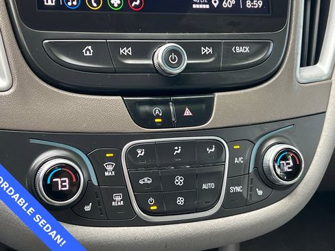 Used 2022 Chevrolet Malibu LT image 20