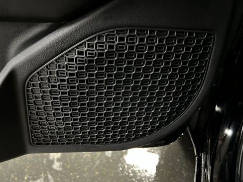 Used 2025 Toyota Tacoma SR5 image 23