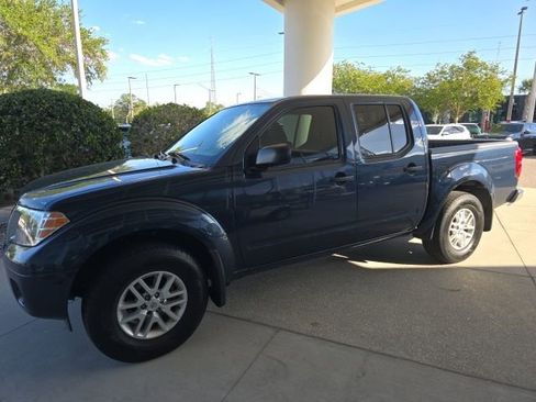 Used 2019 Nissan Frontier SV w/ Value Truck Package image 4