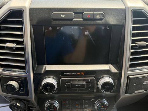 Used 2019 Ford F150 Platinum w/ Trailer Tow Package AWD/4WD image 17