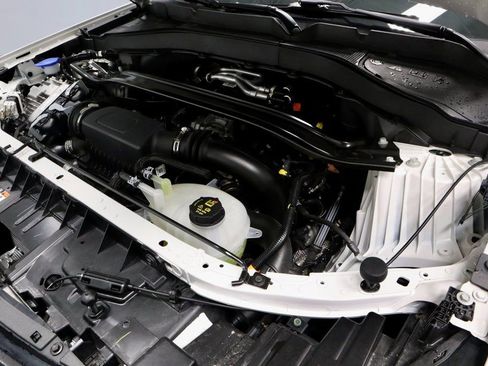 Certified 2025 Ford Explorer ST image 17
