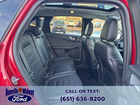 Used 2023 Ford Escape Platinum w/ Premium Technology Package image 39