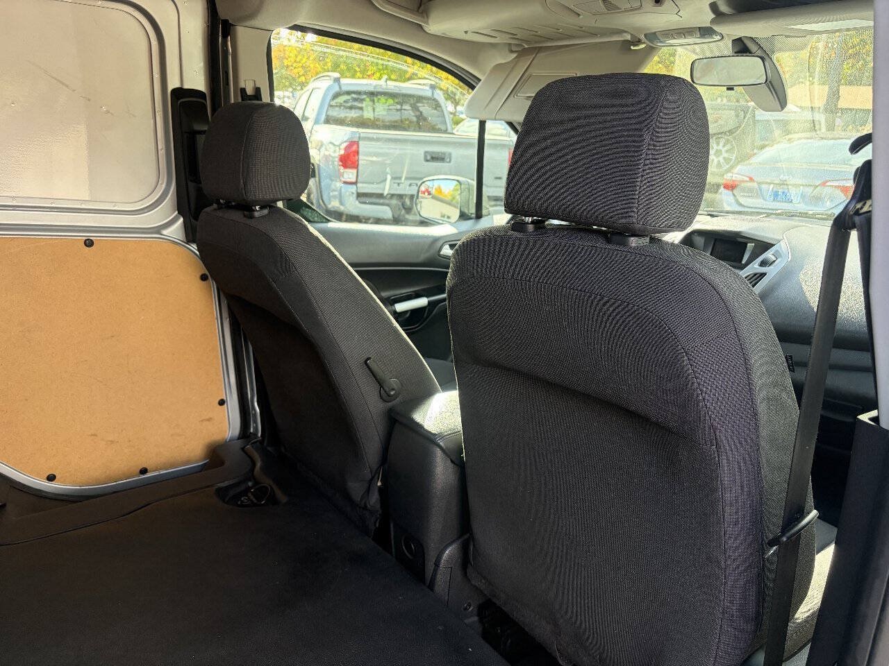 Used 2015 Ford Transit Connect XLT FWD image 8