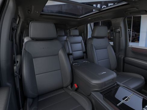 New 2026 GMC Yukon Denali w/ Sun & Power Step Package AWD/4WD image 16