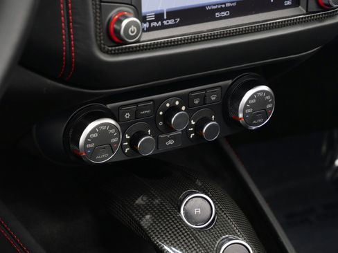 Used 2015 Ferrari California T RWD image 25