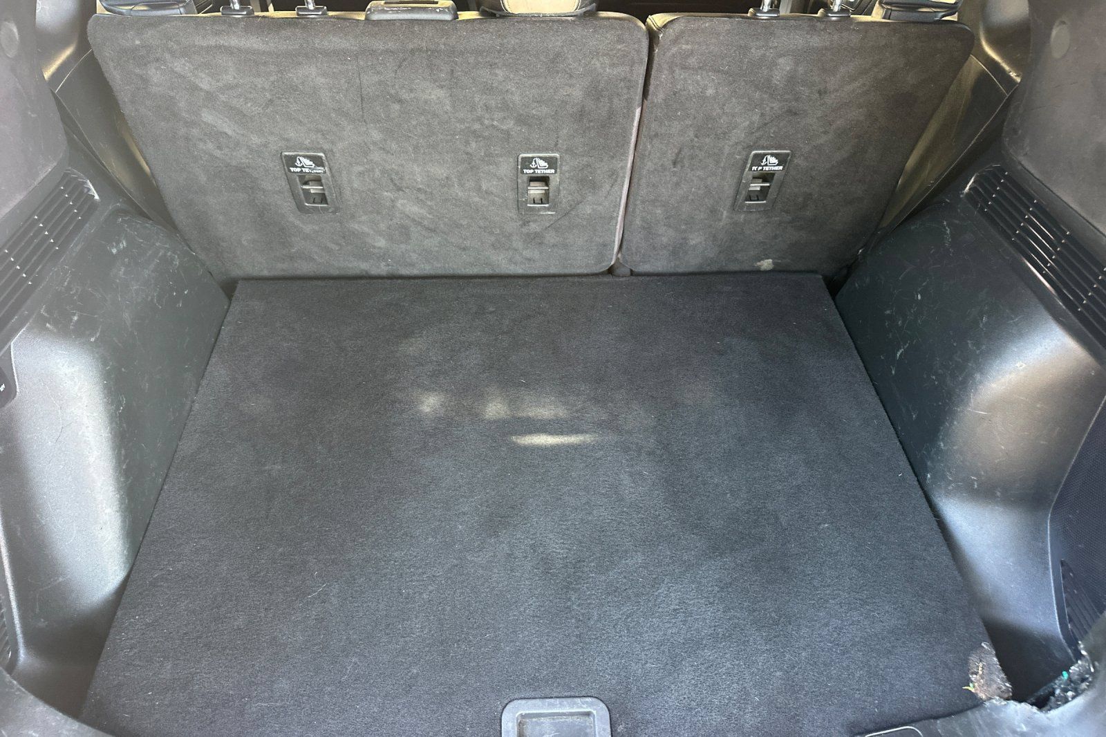 Used 2020 Ford Escape Titanium FWD image 14