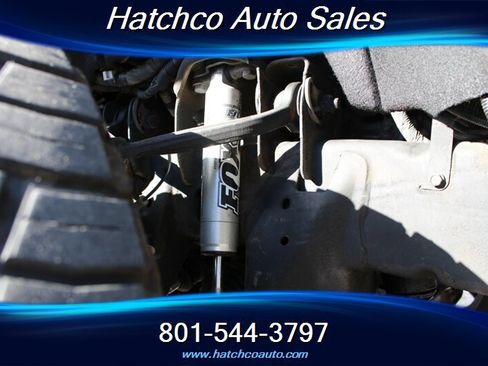 Used 2017 GMC Sierra 2500 Denali w/ Duramax Plus Package AWD/4WD image 10