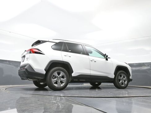 Used 2025 Toyota RAV4 XLE image 22